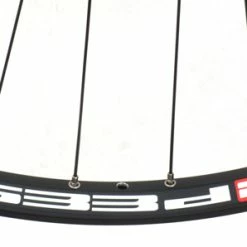 Shimano Custom Made Roue Arrière 29" XT FH-M8010 12x142mm / DT Swiss 533d Disc 7 Shimano Custom Made Roue Arrière 29" XT FH-M8010 12x142mm / DT Swiss 533d Disc -Shimano Soldes SCM XT 29 FH M8010 533D X12 4