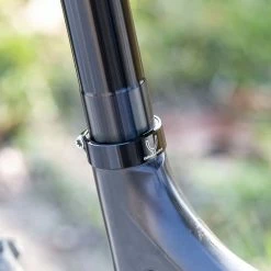 BikeYoke Serre-selle Squeezy 12 BikeYoke Serre-selle Squeezy -Shimano Soldes Squeezy 2 min