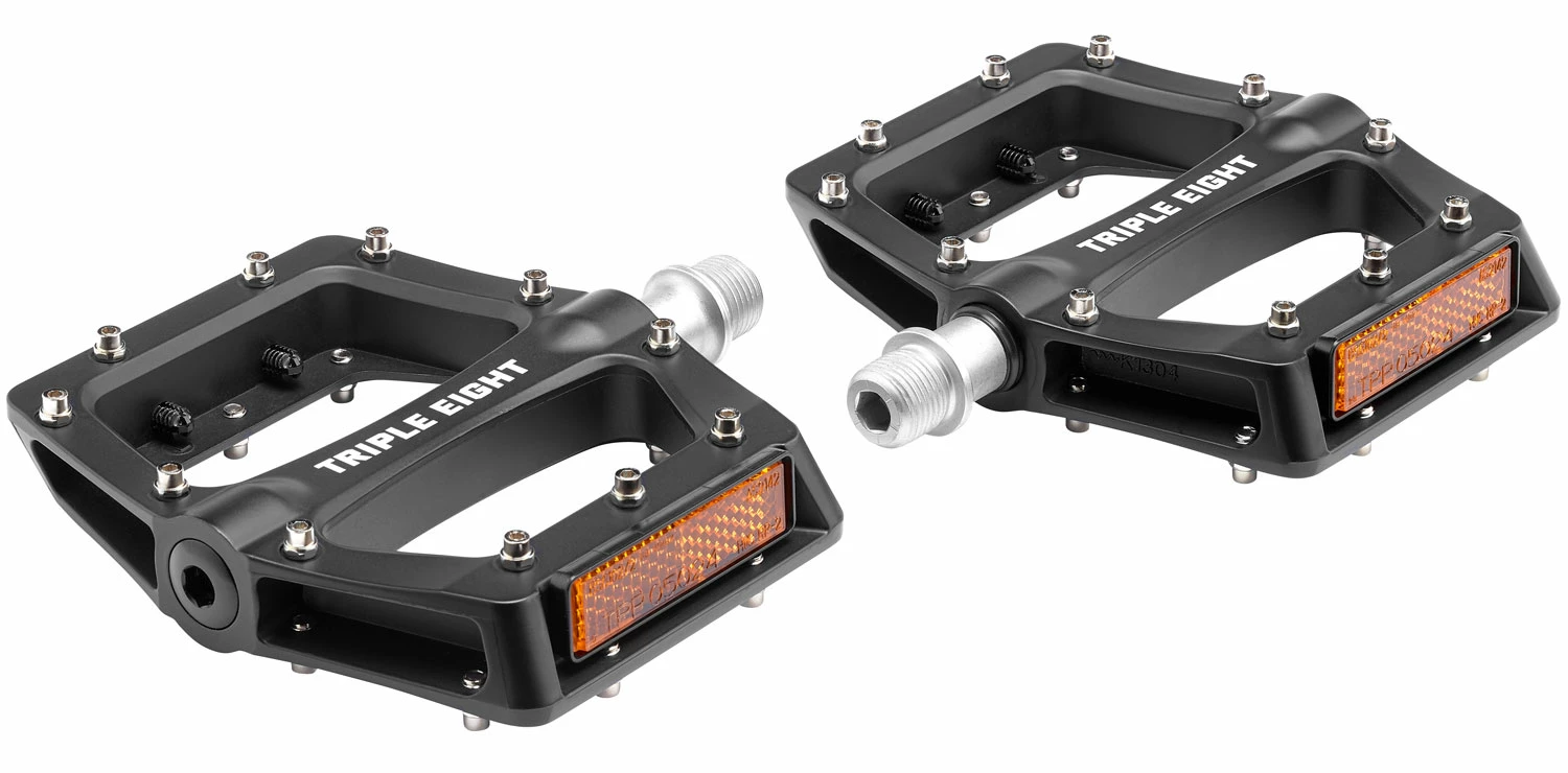 Triple Eight Pédales à Plateforme RACE Flat 4 Triple Eight Pédales à Plateforme RACE Flat – Image 2